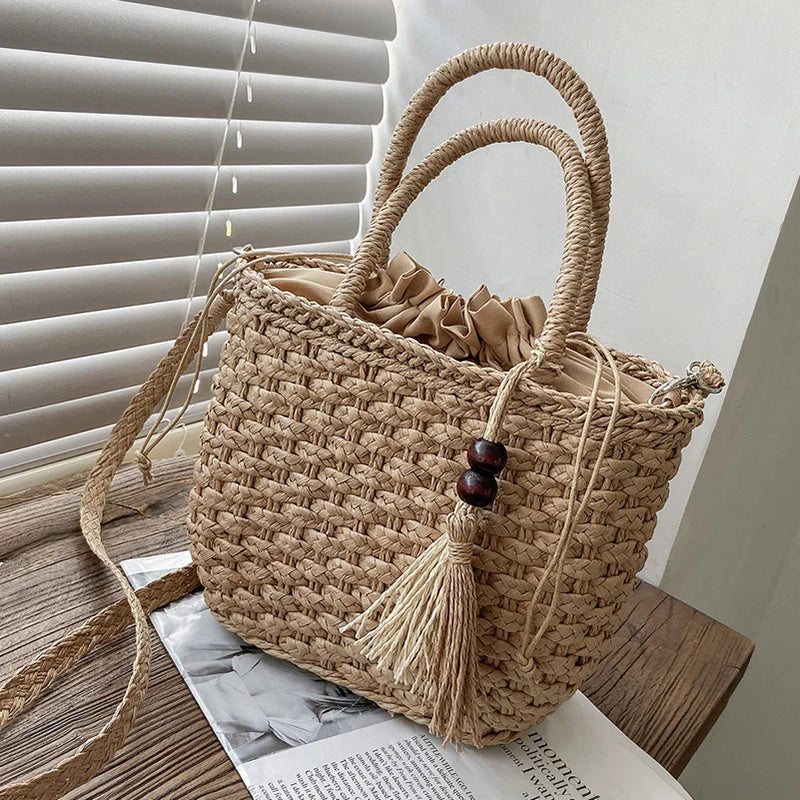 Women Handbags Straw Rattan Woven Crossbody Bag Summer Bohemia Beach Tassel Design Basket Bag Fashion Shoulder Messenger Bag