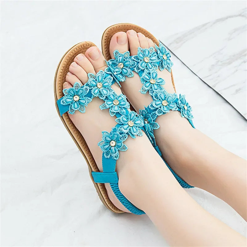 BEYARNEComfortable flat sandals women big size summer shoes woman bohemia flowers rhinestone beach ladies shoes thongs