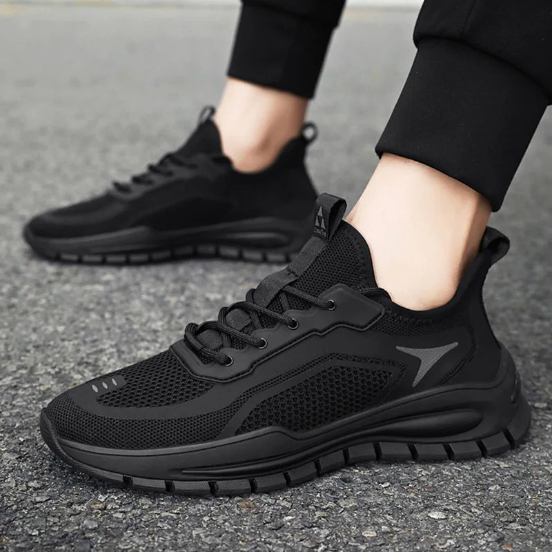 Men's Sports and Casual Shoes 2023 Summer New Lace up Running Shoes Fashion Korean Breathable Men's Shoes
