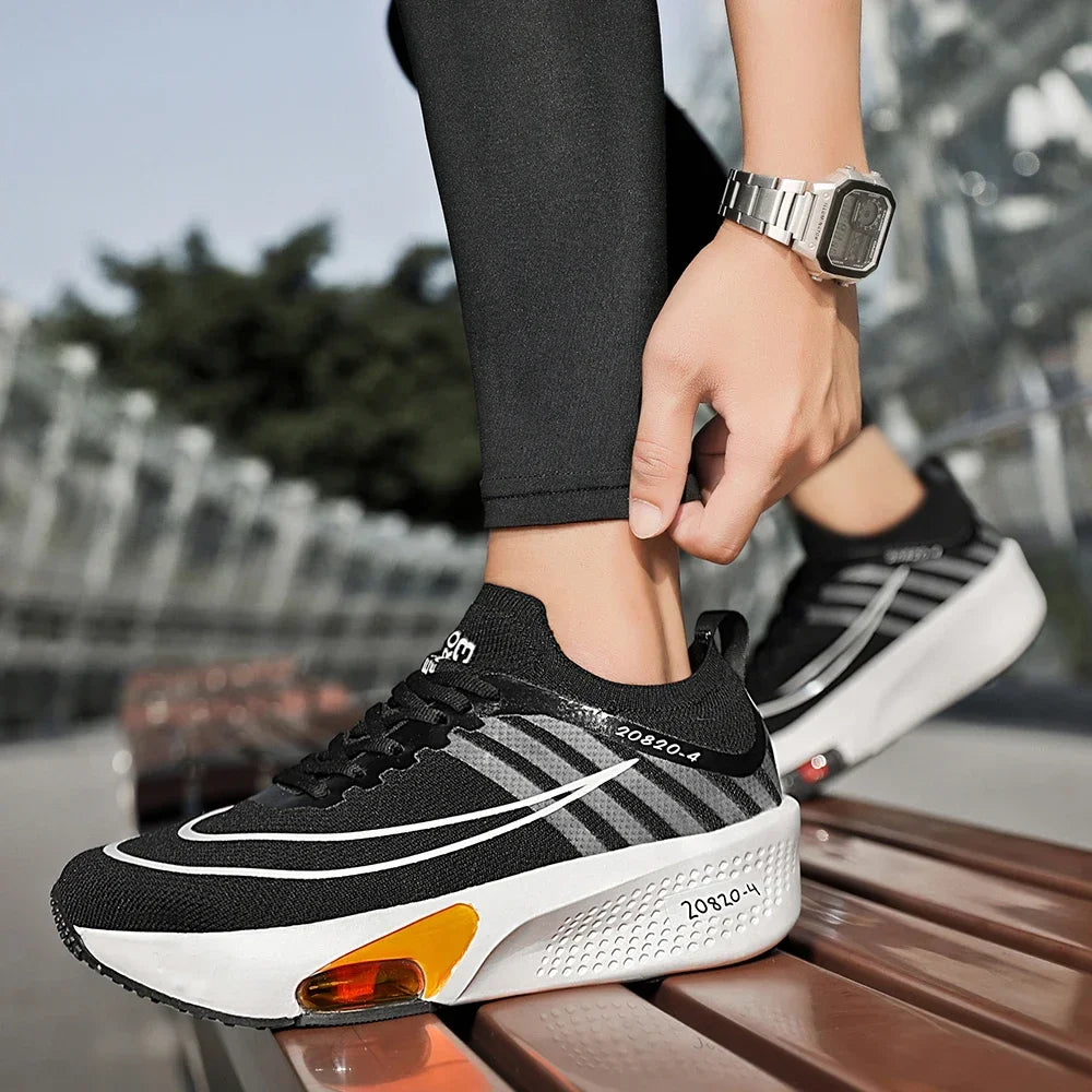 New Foreign Trade Couple Sports and Leisure Shoes Fashionable and Versatile Thick Bottom Lightweight Air Cushioned Running Shoes