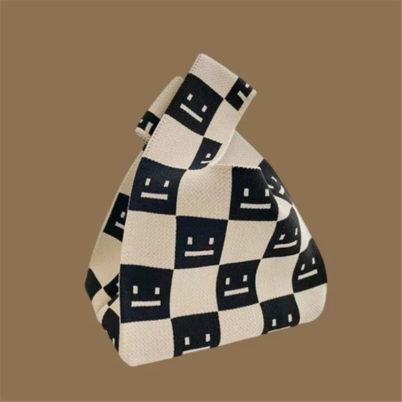 Women Handmade Knitted Small Handbag, Casual Wrist Bag, Student Reusable Shopper Mini Tote Bag, Suitable for Daily Use Outdoor