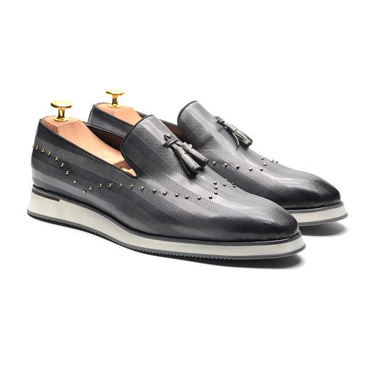Stylish Gray Sneakers Men Loafers Genuine Leather Rivet Tassel Flat Non-slip Breathable Casual Business Wediding Shoes Mocasines