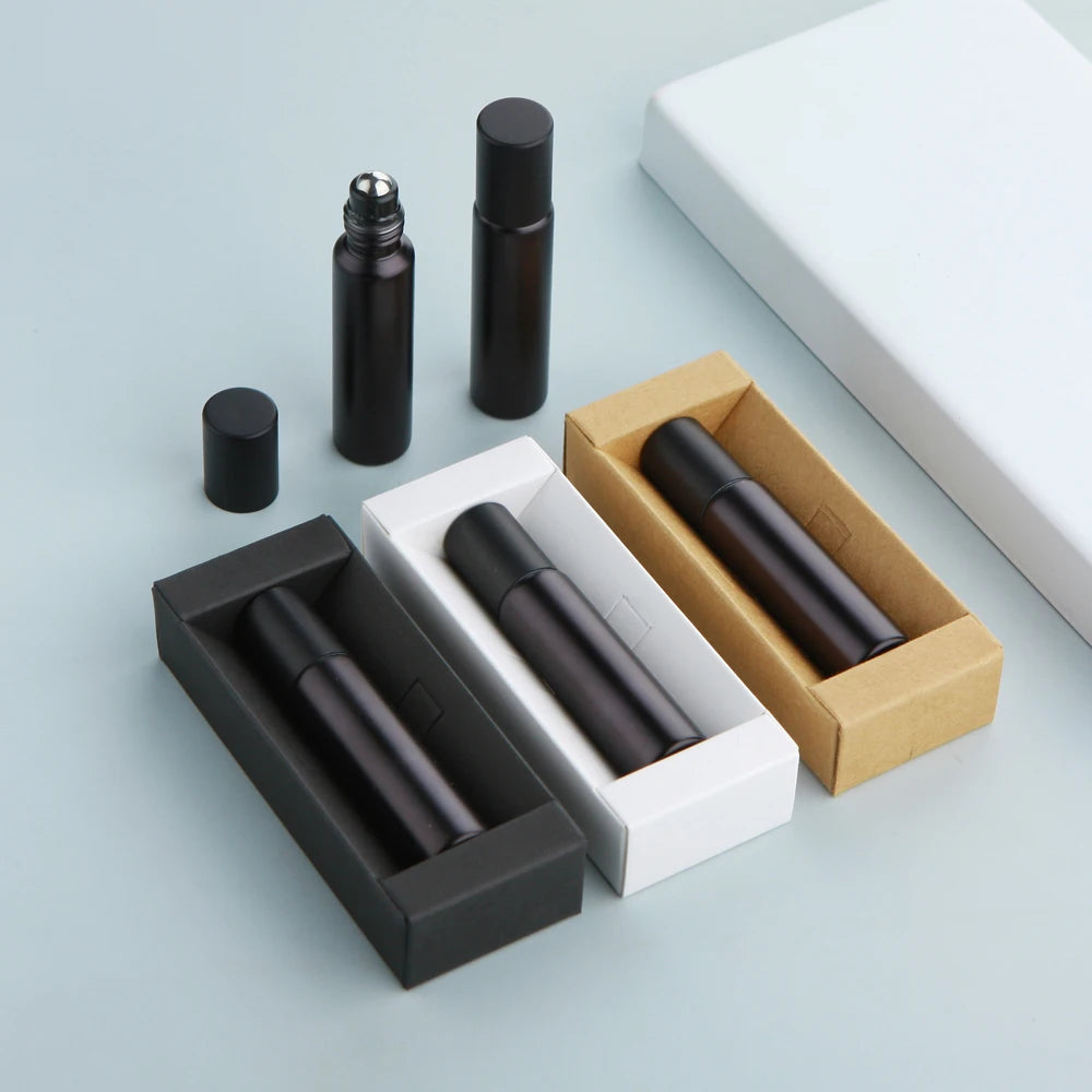 50 件/批 5ml 10ml 霧面黑色精油瓶帶盒滾珠香水瓶化妝品容器印製 LOGO 另付