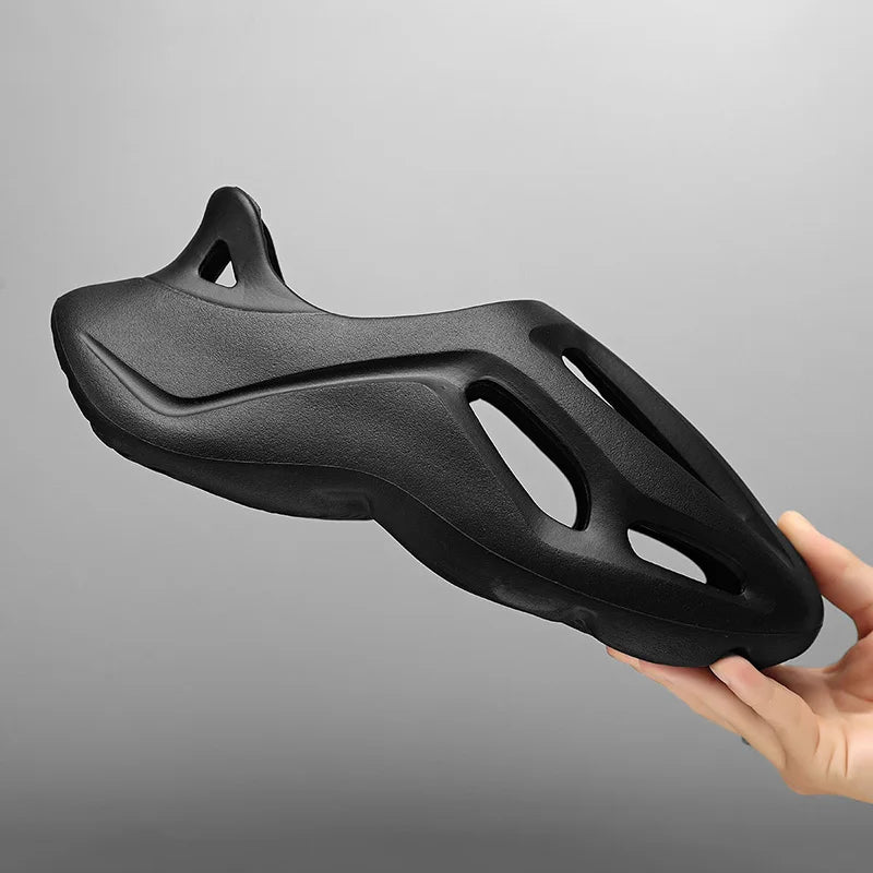 New EVA Women Men Sandals Couple Soft Hollow Garden Shoes Designer Hole Slippers Sneakers Beach Water Shoes Slip on Foam Runner