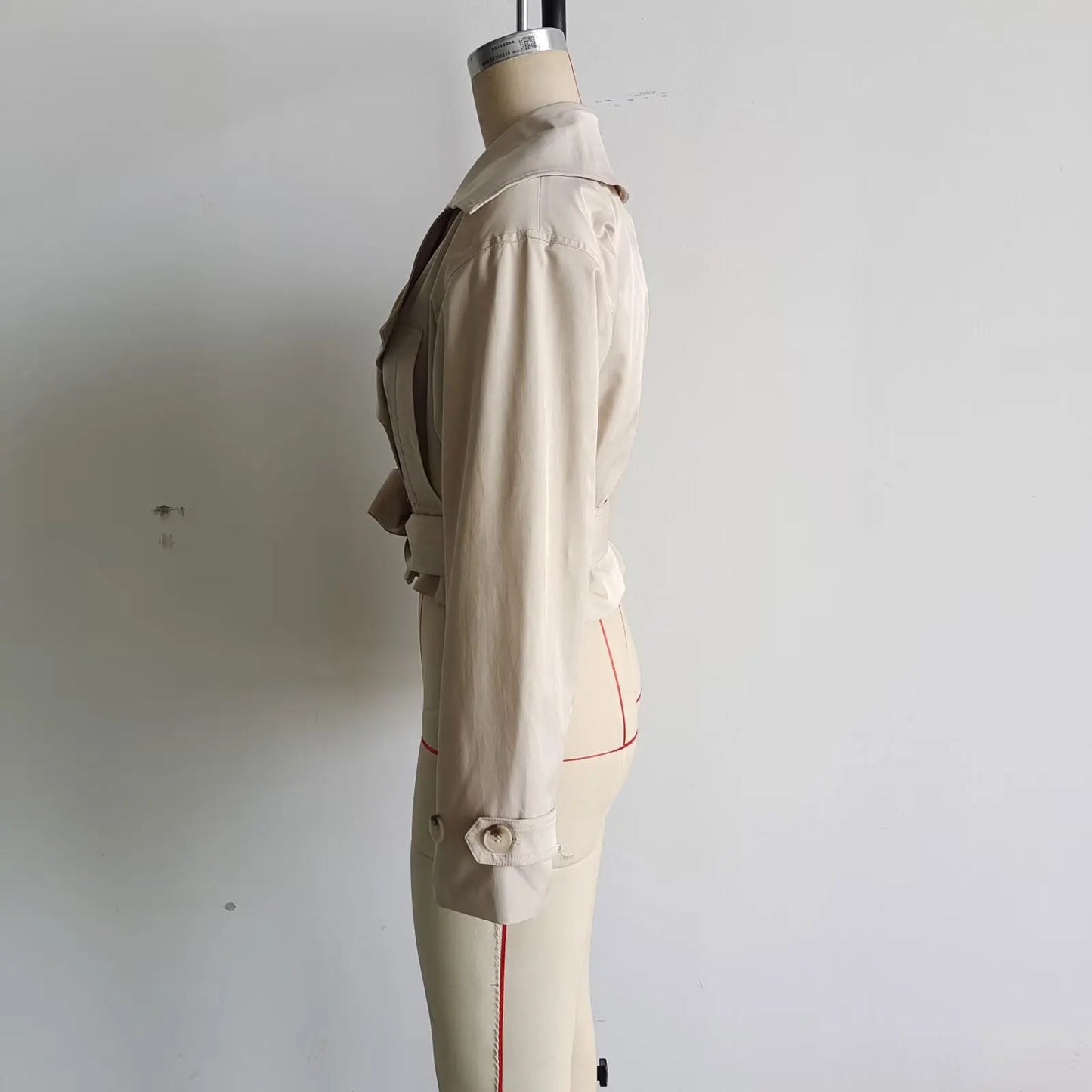 TRAFZA 2025 Spring Retro V-neck Double Breasted Women's Pocket Top Loose Jacket Women's Street Casual Lace-up Short Trench Coat