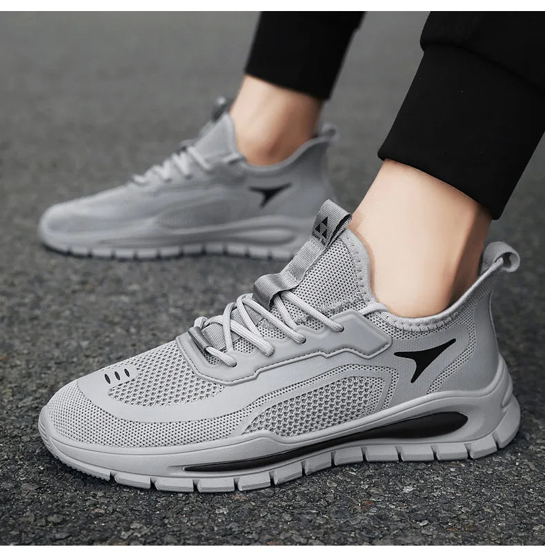 Men's Sports and Casual Shoes 2023 Summer New Lace up Running Shoes Fashion Korean Breathable Men's Shoes