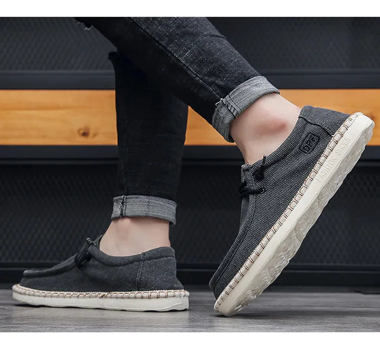 New Men Plus Size Casual Denim Canvas Shoes Flat Vulcanize Shoes Fashion British Designer Breathable Light Men Sneakers Loafers