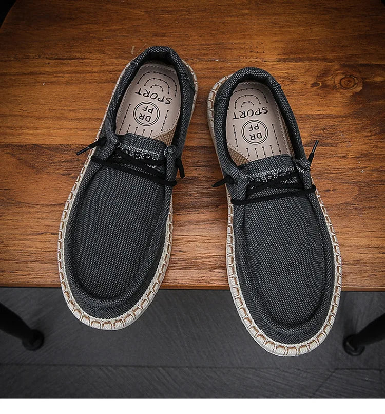 New Men Plus Size Casual Denim Canvas Shoes Flat Vulcanize Shoes Fashion British Designer Breathable Light Men Sneakers Loafers