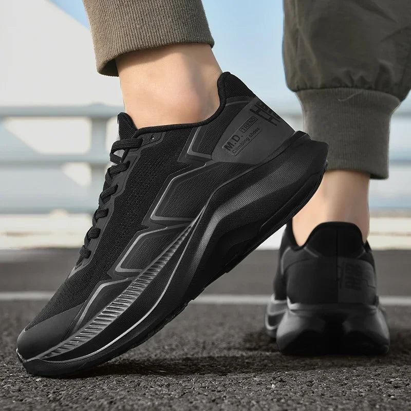 Running Shoes 2025 New White Sports Shoes for Men Man Sneakers Fashion Men Footwear Outdoor Non-slip Gym Wear Resistant Marathon