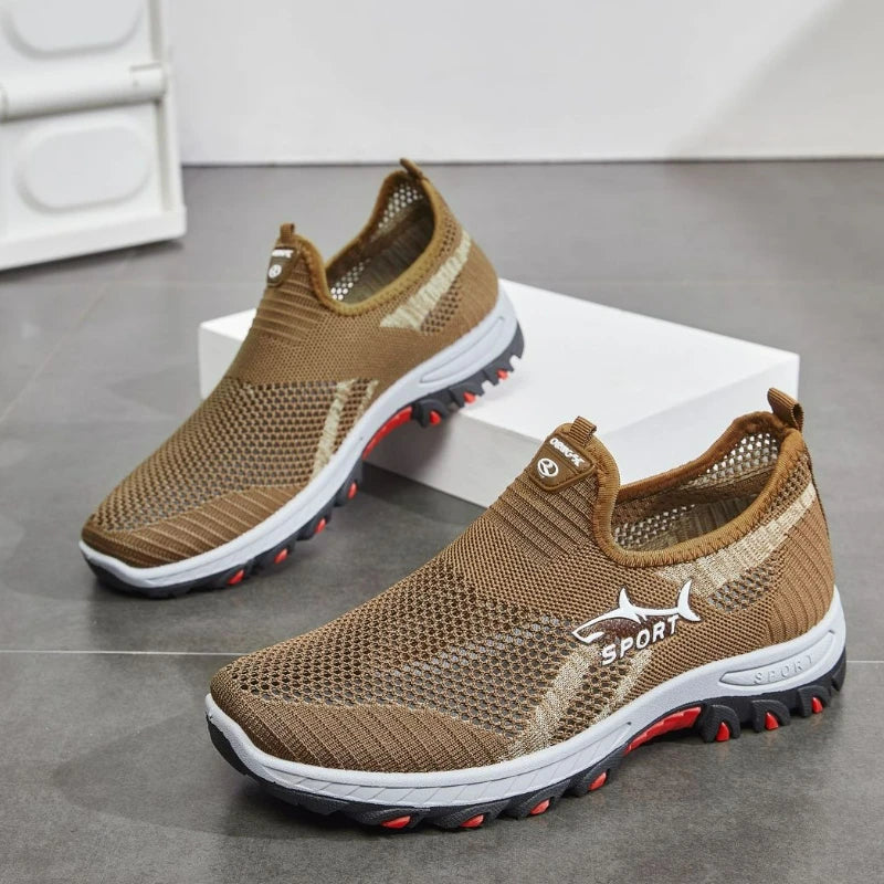 Summer Men's Shoes Lightweight Sneakers Fashion Outdoor Male Hiking Shoes Soft Soled Running Shoes Mesh Slip on Men Casual Shoe