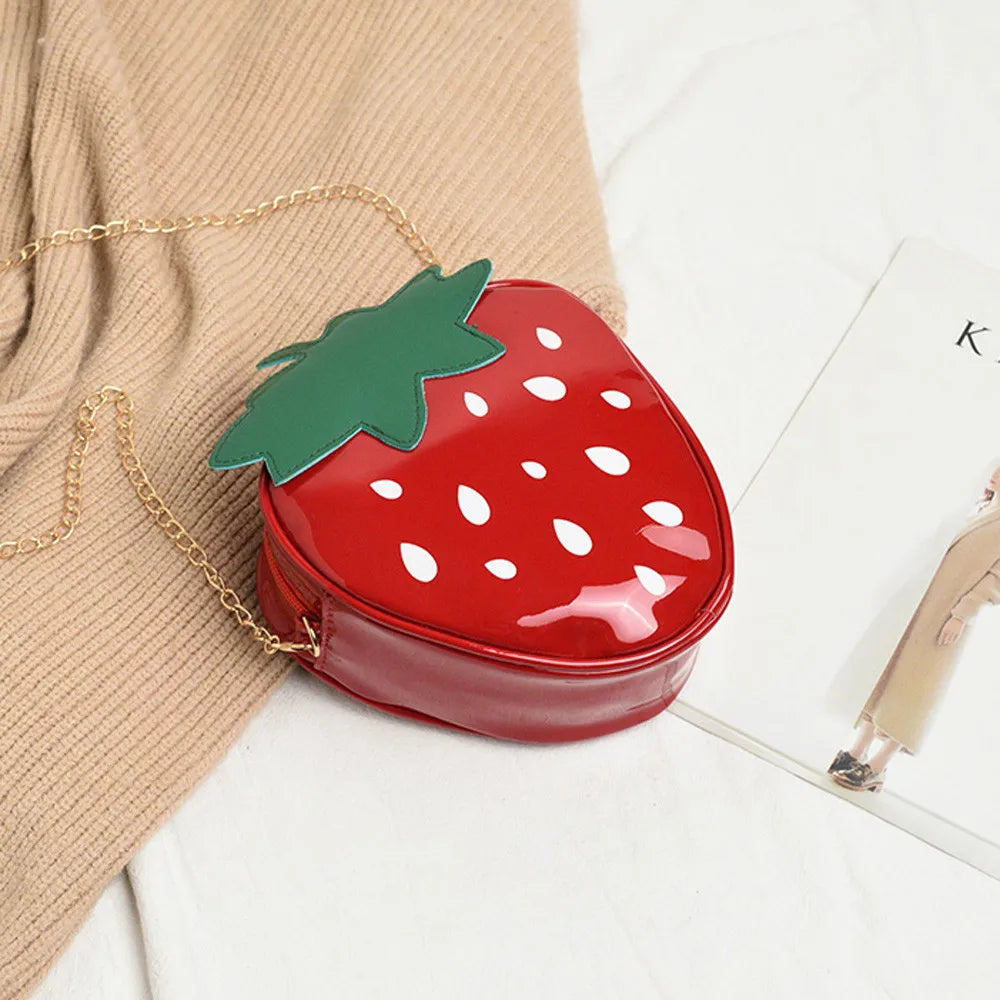 Women Chain Purse Shoulder Bag For Gift Fashion Cute Strawberry-Shaped Design Soft Leather Mini Crossbody Bag Causal Sweet Bags