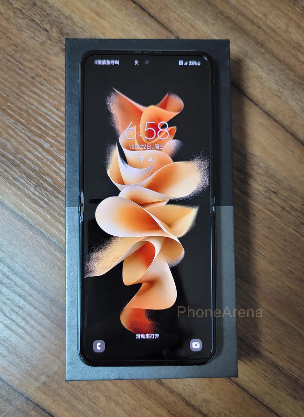 Samsung Galaxy Z Flip 3 Z Flip3 5G F711U1 F711N F711B Original 6.7" AMOLED NFC Snapdragon Unlocked Foldable 99% New Cell Phone