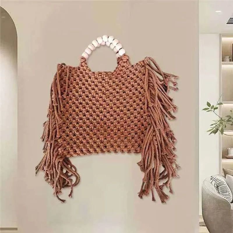 Casual Tassel Straw Shoulder Bag Female Handmade Woven Crossbody Bag Bohemian Kintted Lady Handbag Beach Bag Flap Bag sac
