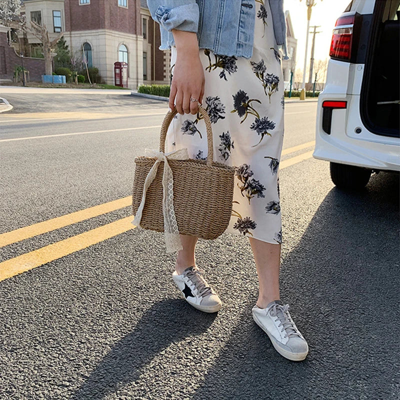 Women Handbags Straw Rattan Woven Crossbody Bag Summer Bohemia Beach Tassel Design Basket Bag Fashion Shoulder Messenger Bag