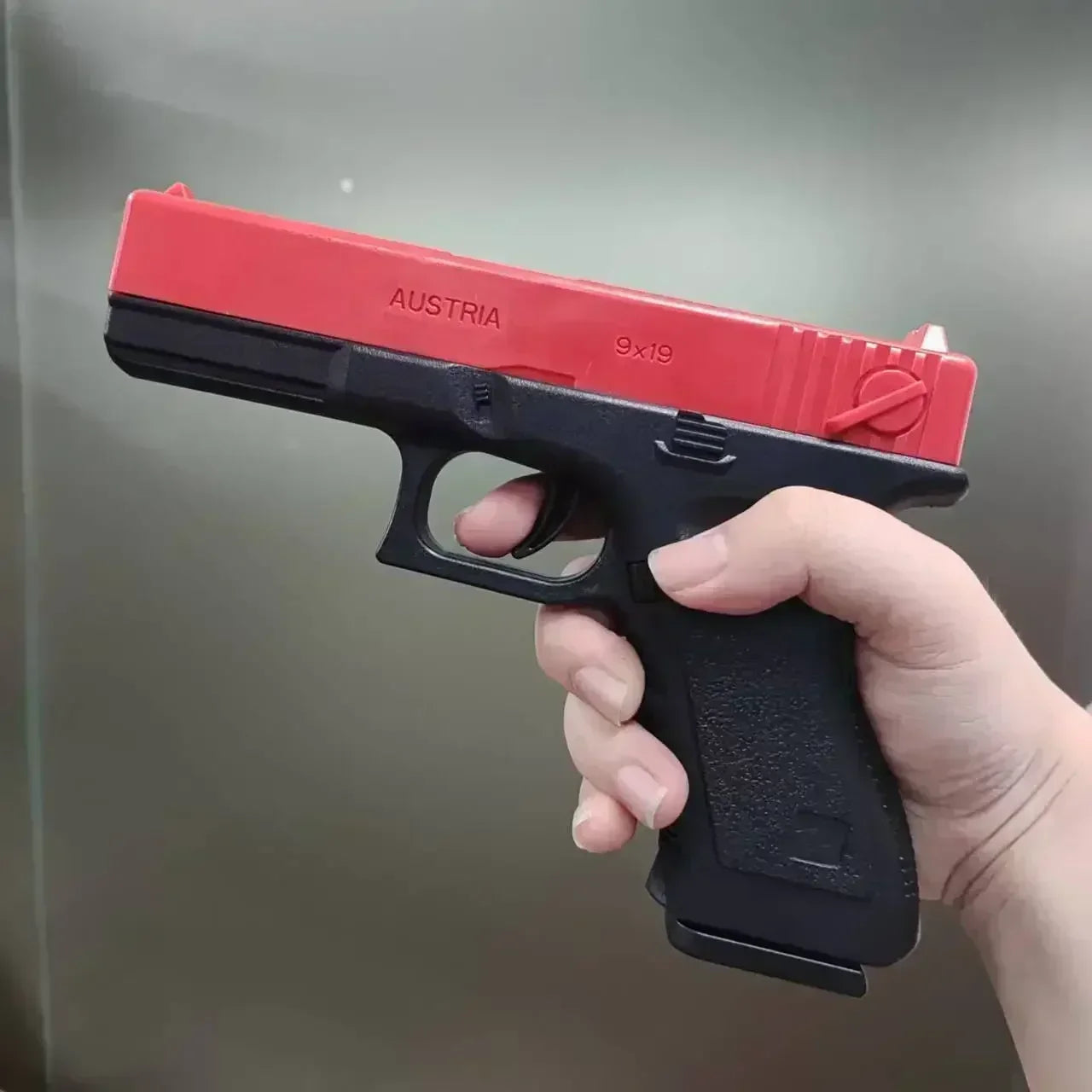 Lower Magazine G17 Manual Pistol Foam Soft Ball Bullet Toy Gun Airsoft Launcher CS Shooting Games Weapons for Kids Boys Gift