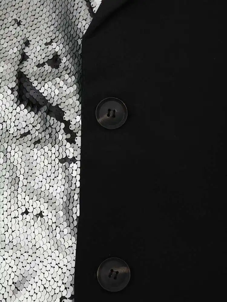 EAM Black Color-block Sequins Big Size Blazer Women New Lapel Long Sleeve Jacket Fashion Tide Spring Autumn 2025 CPG1490