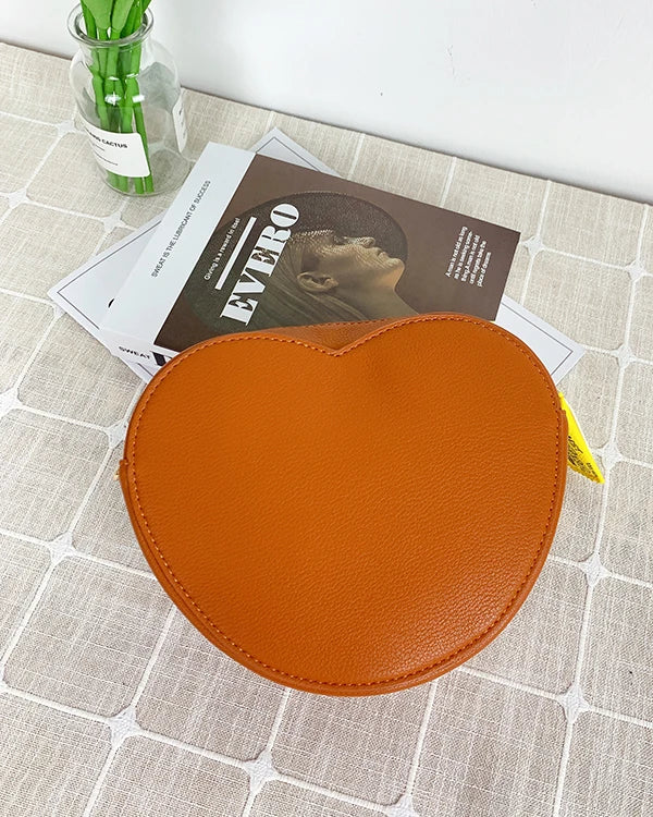 Novel Pretzel Bread Design Shoulder Bag for Women Small Food Shape Crossbody Bag Girls Cute Purses and Handbags Novelty Clutch