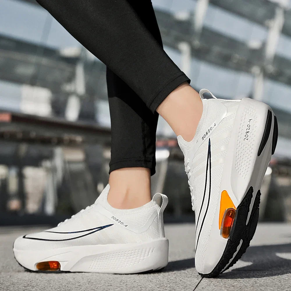 New Foreign Trade Couple Sports and Leisure Shoes Fashionable and Versatile Thick Bottom Lightweight Air Cushioned Running Shoes