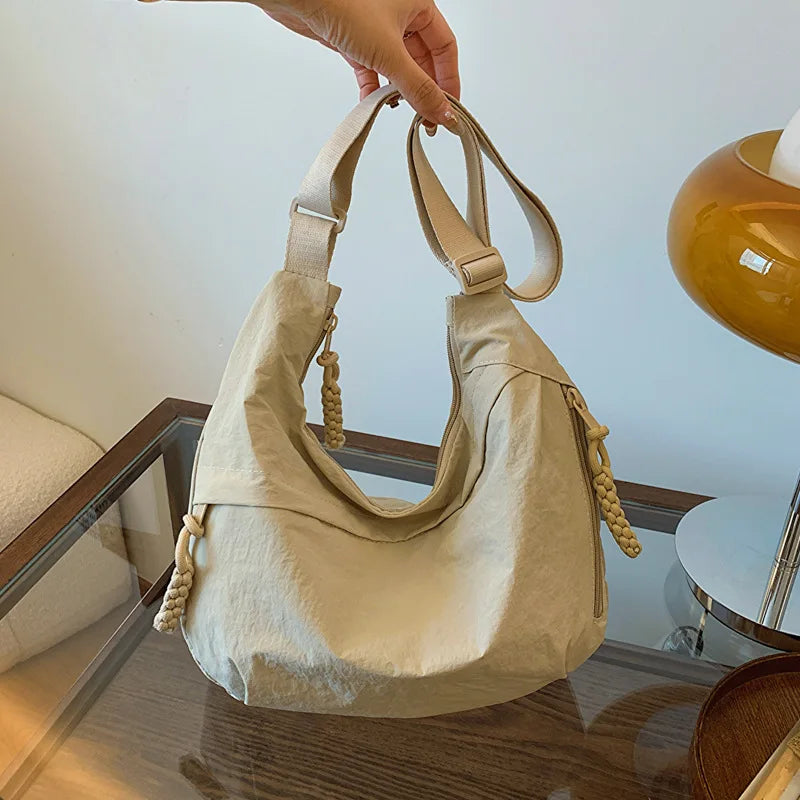 Fashionable And Minimalist Korean Version Dumpling Bag, Popular This Year, New High-quality Shoulder Bag, Large Capacity Tote