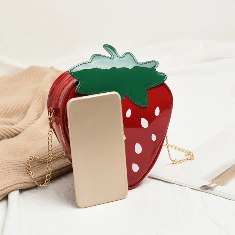 Women Chain Purse Shoulder Bag For Gift Fashion Cute Strawberry-Shaped Design Soft Leather Mini Crossbody Bag Causal Sweet Bags