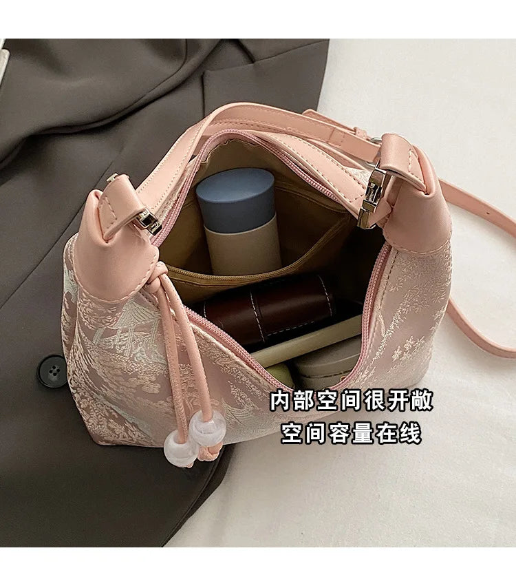 Fashionable Chinese Embroidery Handbag Brand Versatile Shoulder Bag 2025 New Chinese Style Tote Bag Trend Designer Travel Wallet