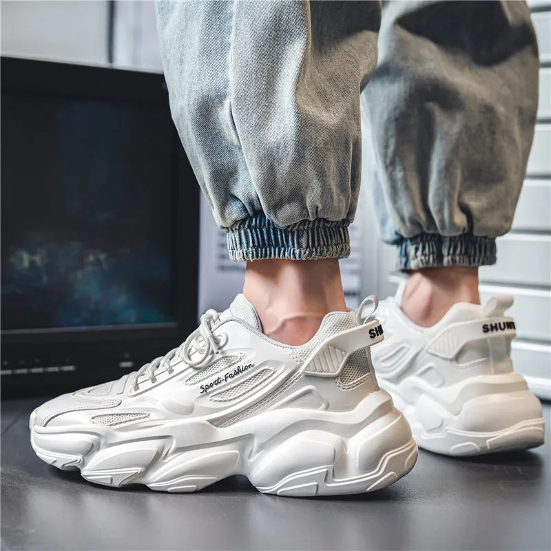 Men's low top Korean fashion sports shoes four season outdoor soft sole comfort casual running shoes student breathable sneakers