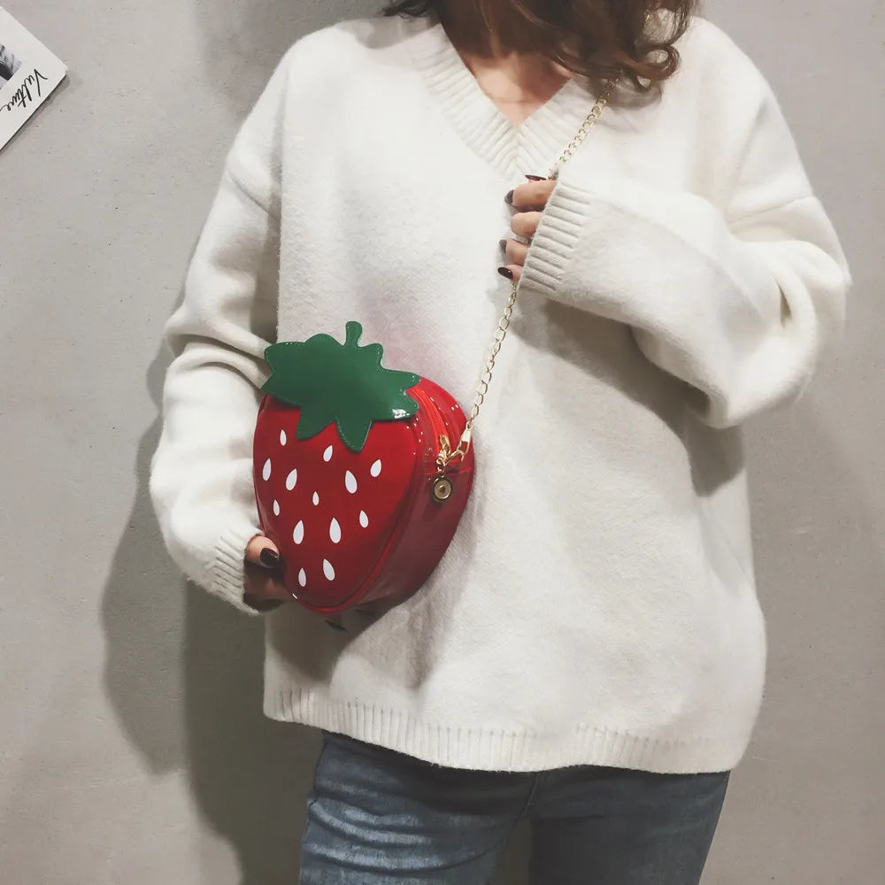Women Chain Purse Shoulder Bag For Gift Fashion Cute Strawberry-Shaped Design Soft Leather Mini Crossbody Bag Causal Sweet Bags