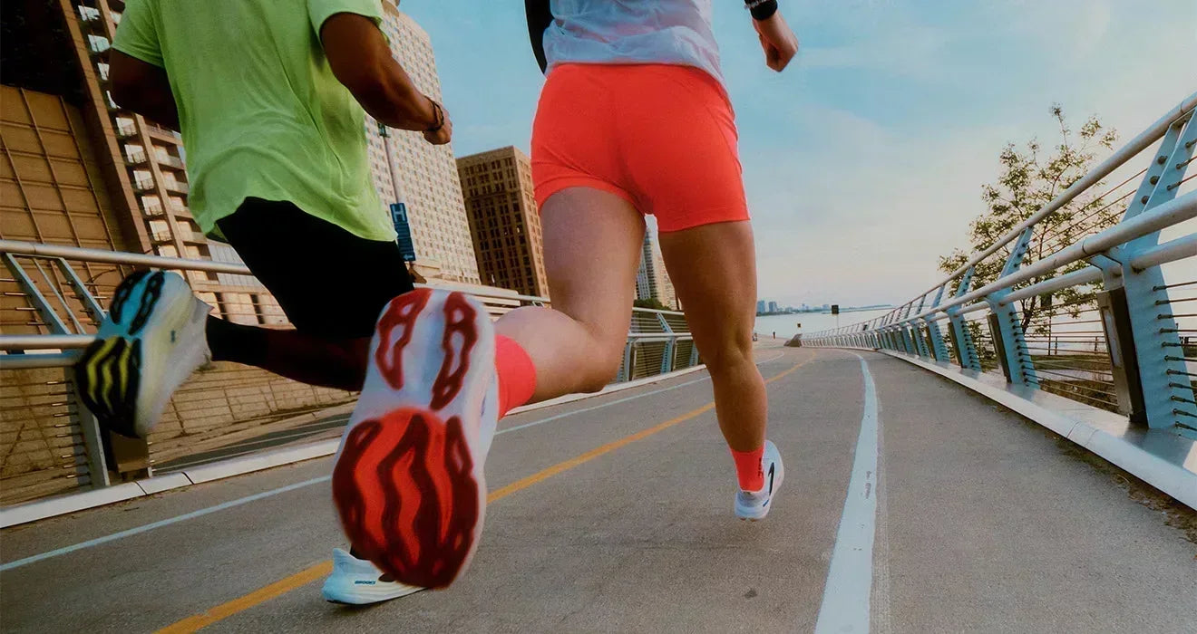 【Customer Favorite】Brooks Glycerin Max - DNA LOFT Cushion + Durable Outsole - Marathon, Trail Running & Recovery - Lightweight