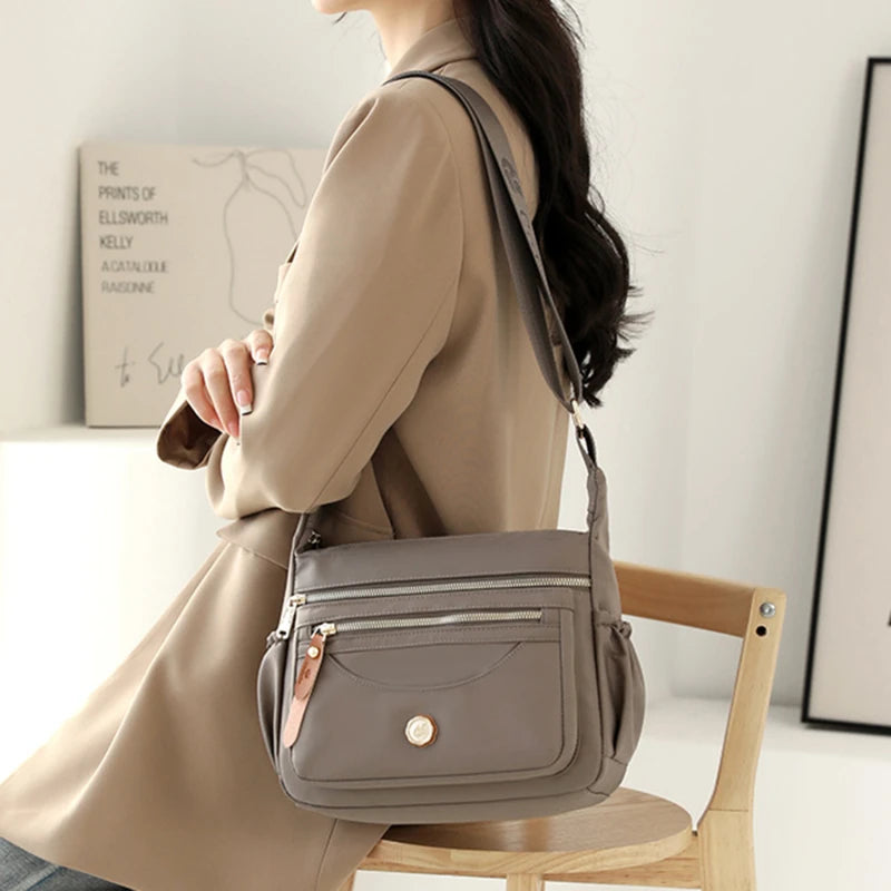 New Female Nylon Bag Casual Shoulder Bag Multi-layered Phone Bag Multi-pocket Shoulder Bag Solid Color Ladies Crossbody Bag