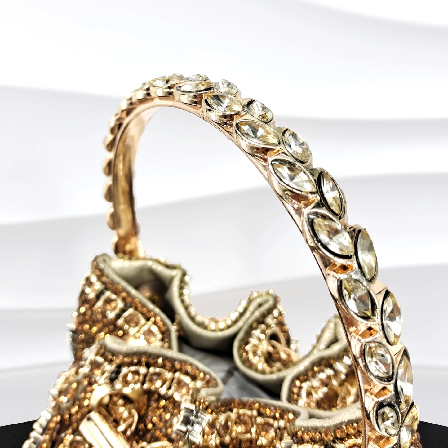African Fashionable Shiny Handbag Banquet Ladies Bag Full Of Diamonds Semi-Circle Bracelet Bag