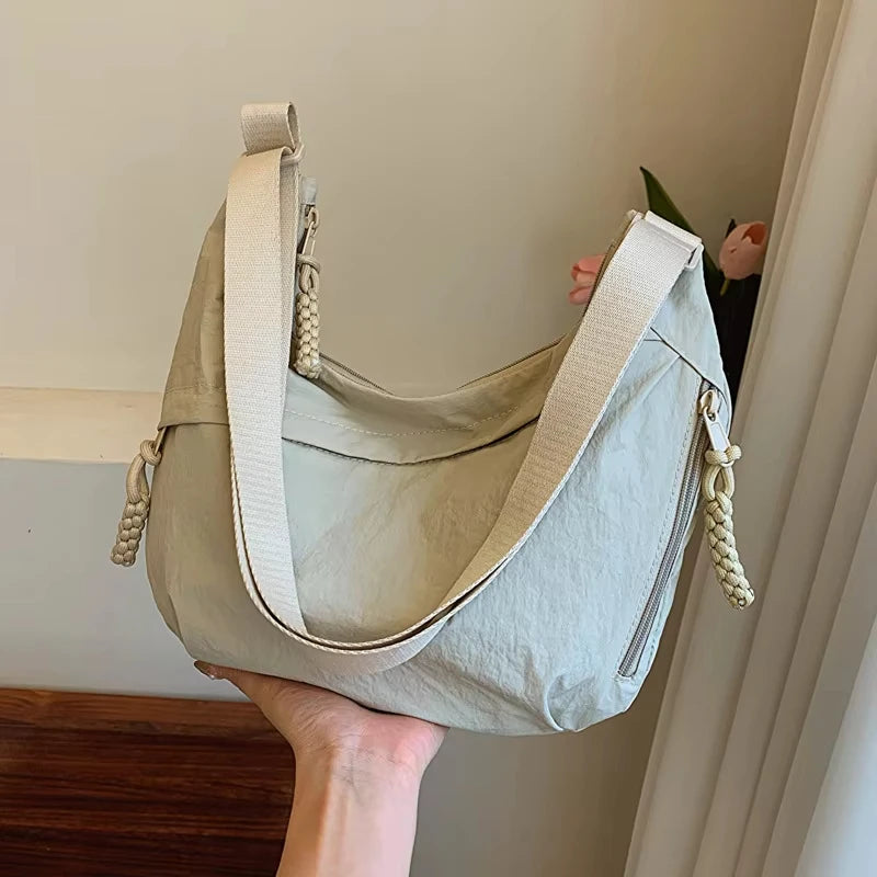 Fashionable And Minimalist Korean Version Dumpling Bag, Popular This Year, New High-quality Shoulder Bag, Large Capacity Tote