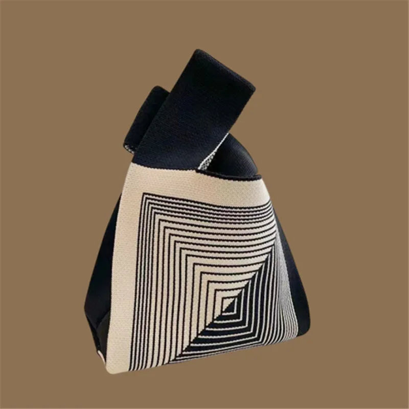 Women Handmade Knitted Small Handbag, Casual Wrist Bag, Student Reusable Shopper Mini Tote Bag, Suitable for Daily Use Outdoor