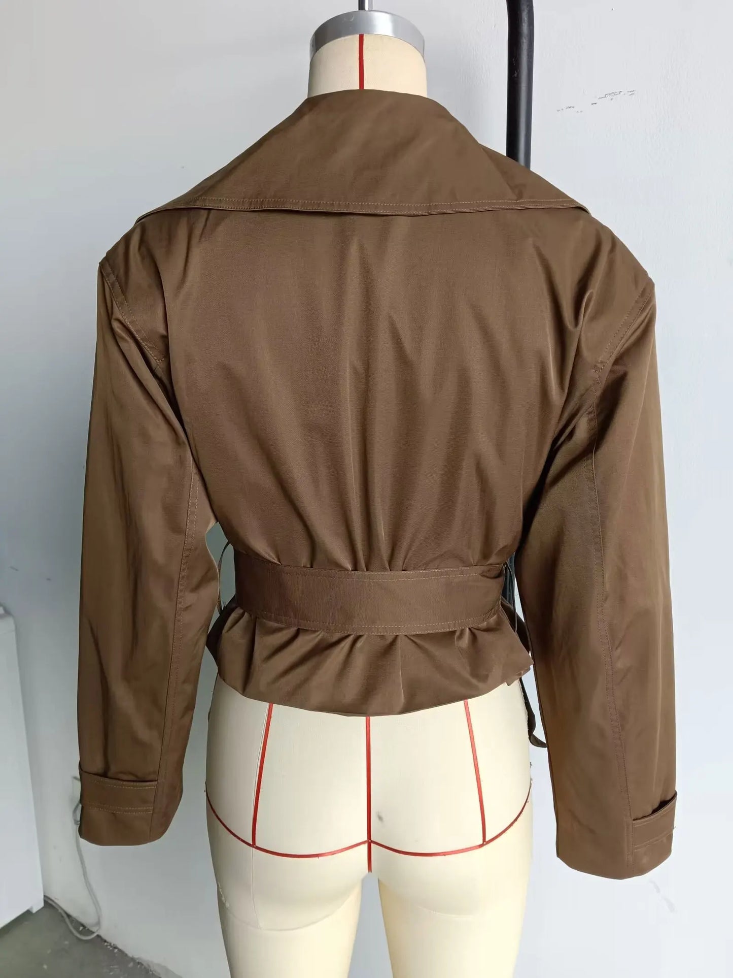 TRAFZA 2025 Spring Retro V-neck Double Breasted Women's Pocket Top Loose Jacket Women's Street Casual Lace-up Short Trench Coat