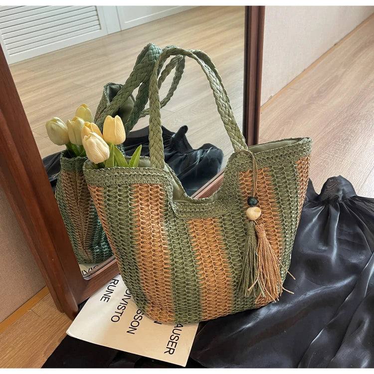 Leisure grass woven bag for women with large capacity, 2024 new summer single shoulder commuting woven bag, beach bag