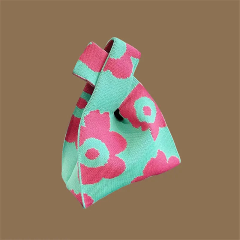 Women Handmade Knitted Small Handbag, Casual Wrist Bag, Student Reusable Shopper Mini Tote Bag, Suitable for Daily Use Outdoor