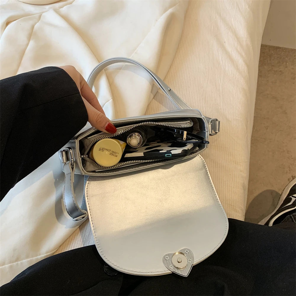 MOODS Loving Heart Buckle Crossbody Bags For Women 2023 Luxury Designer Handbags Silver Color Small Shoulder Underarm Phone Bag