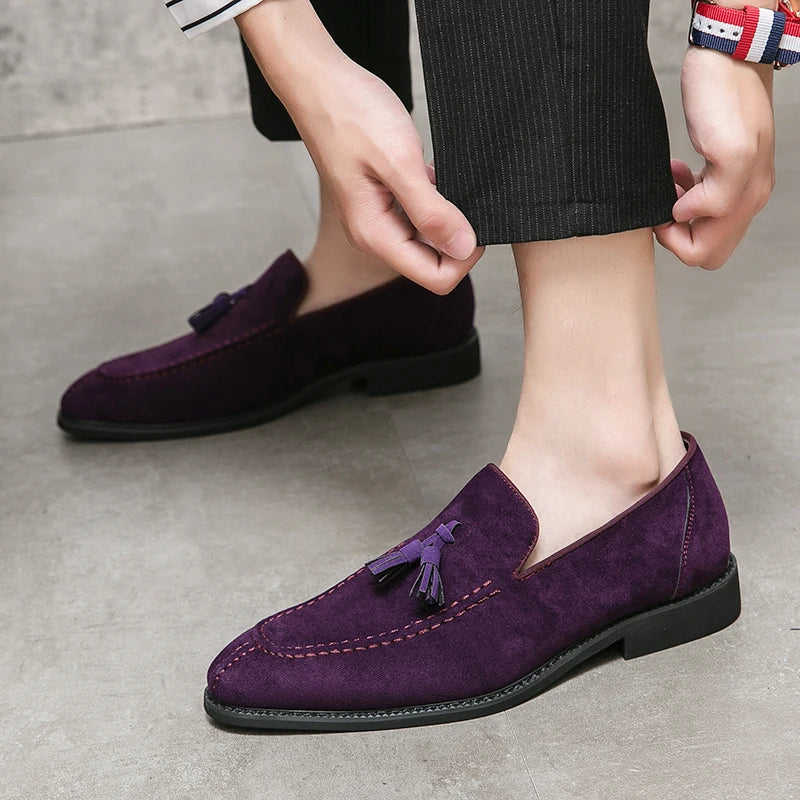 Brand Design Men Suede Leather Shoes Moccasins Purple Tassel Pointed Men's Loafers Vintage Slip-on Casual Men Social Dress Shoe