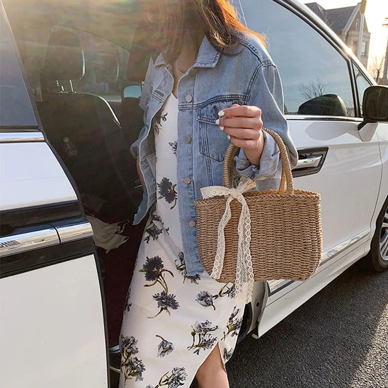 Women Handbags Straw Rattan Woven Crossbody Bag Summer Bohemia Beach Tassel Design Basket Bag Fashion Shoulder Messenger Bag