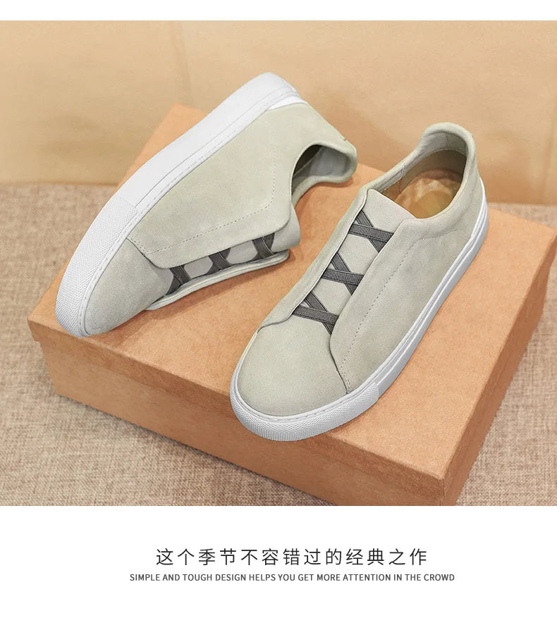 2025 New Men's Leather Round Toe Flat Bottomed Trendy and Fashionable Casual Shoes, Breathable and Lightweight Board Shoes