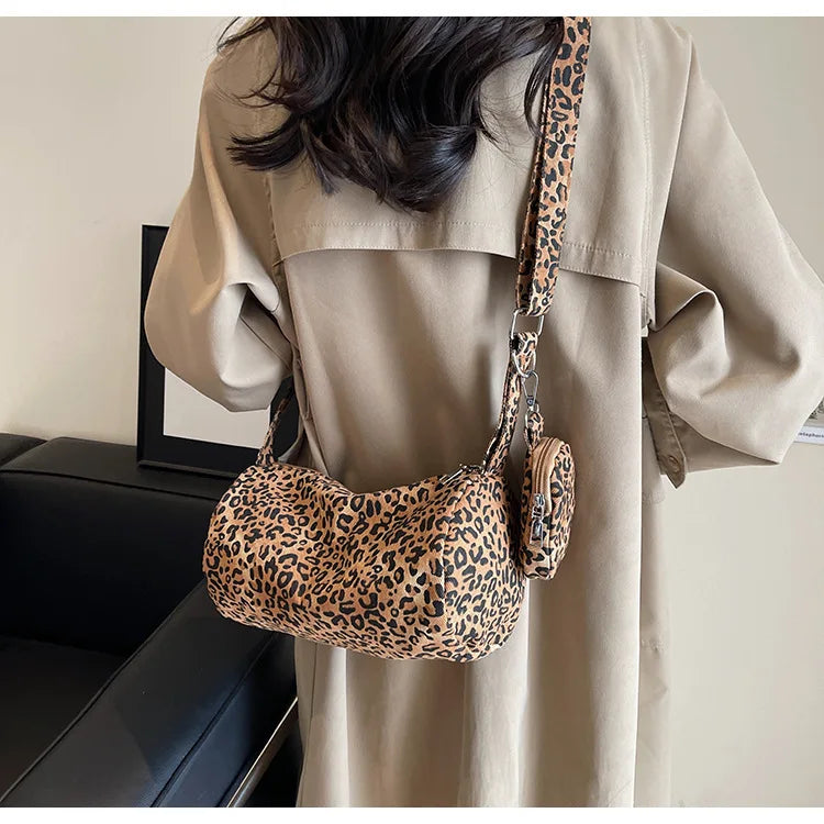 Korean Version Niche Leopard Print Canvas Armpit Bag for Women New Trendy Fashion Shoulder Bag Commuting Versatile Pillow Bag
