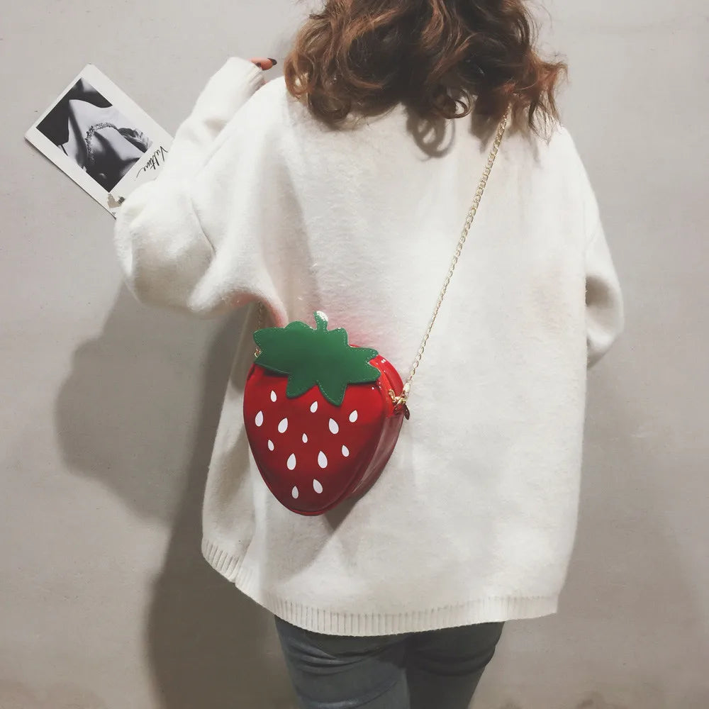 Women Chain Purse Shoulder Bag For Gift Fashion Cute Strawberry-Shaped Design Soft Leather Mini Crossbody Bag Causal Sweet Bags