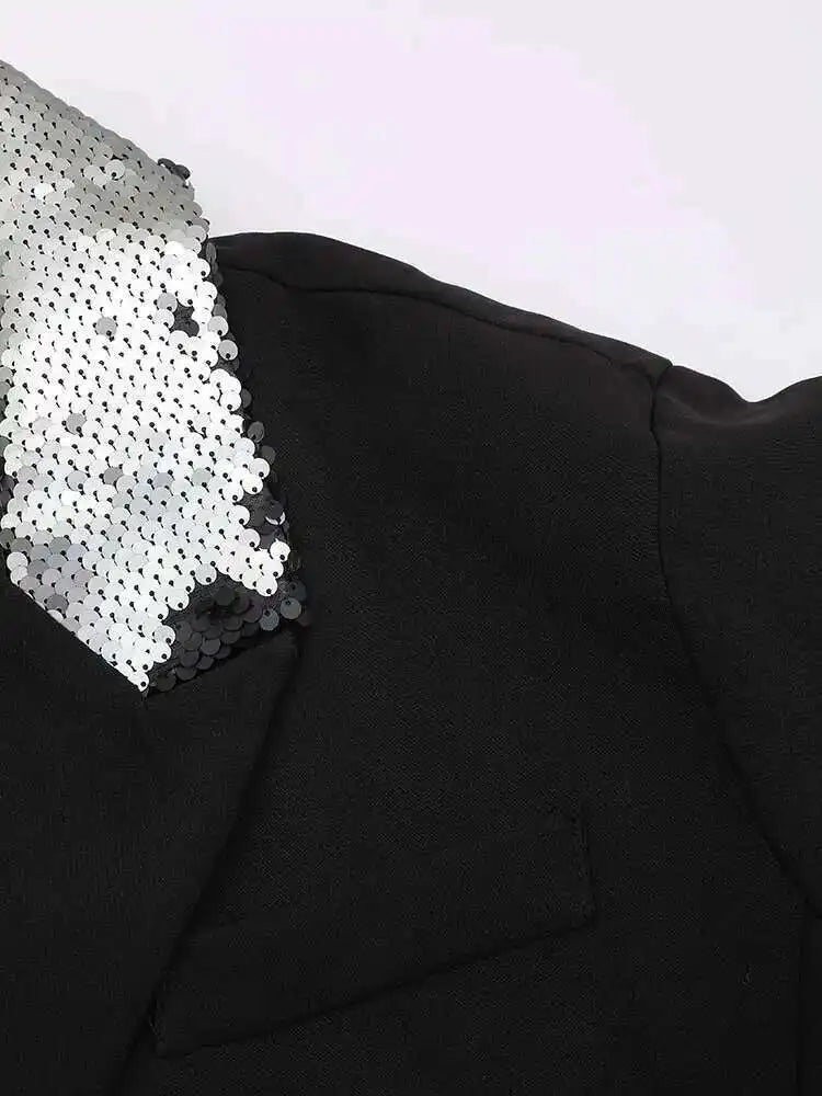 EAM Black Color-block Sequins Big Size Blazer Women New Lapel Long Sleeve Jacket Fashion Tide Spring Autumn 2025 CPG1490