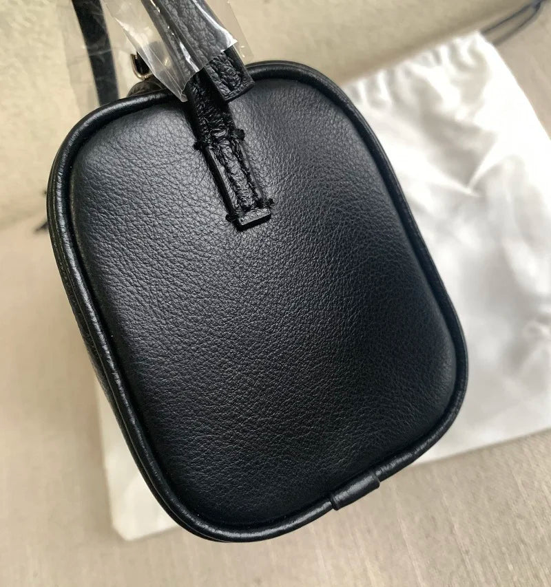 VIELINE Women's  Pencil Bag Pillow Bag Genuine Leather Underarm Hobo Bag Day Clutches Ladies Simple Design Mini Purse