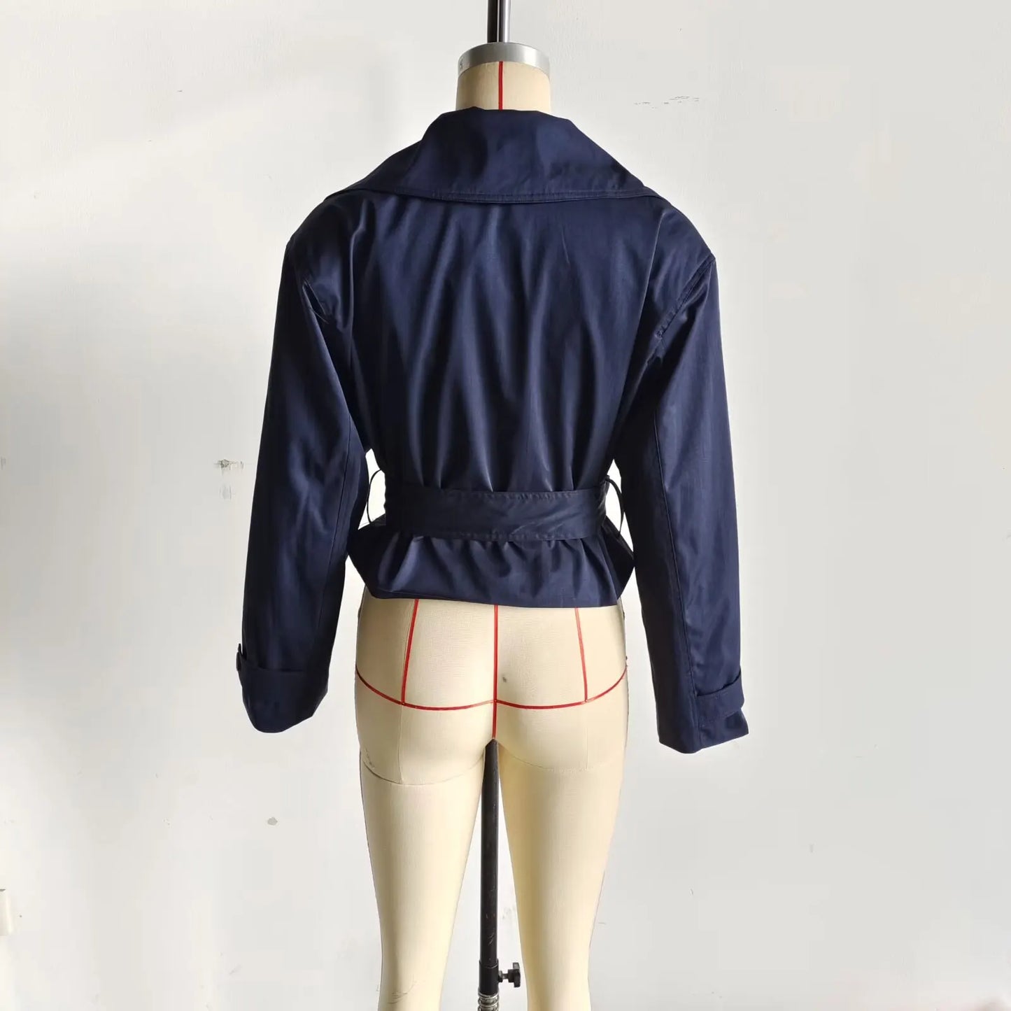 TRAFZA 2025 Spring Retro V-neck Double Breasted Women's Pocket Top Loose Jacket Women's Street Casual Lace-up Short Trench Coat