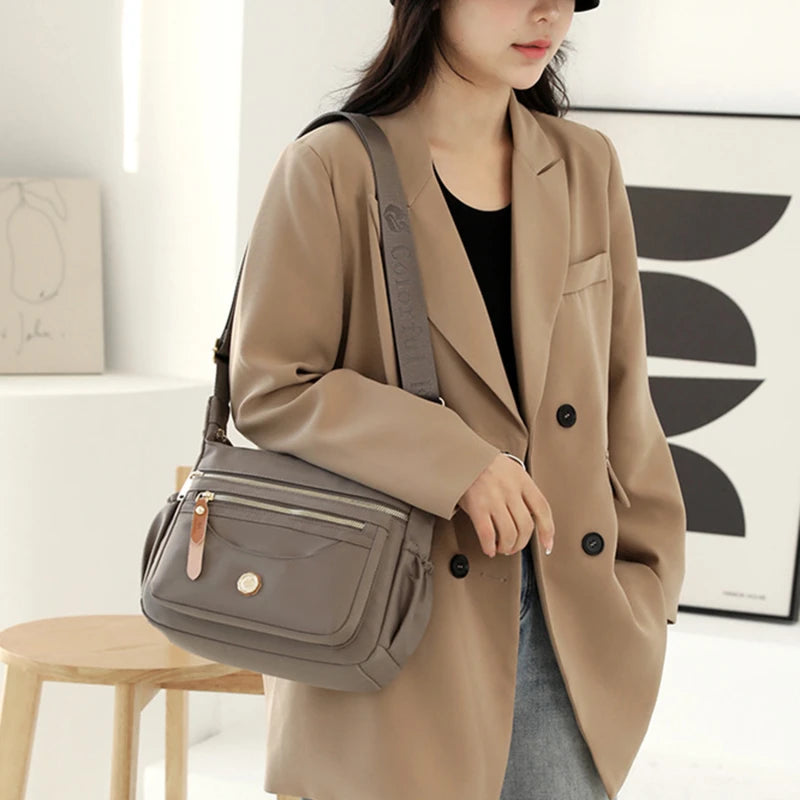 New Female Nylon Bag Casual Shoulder Bag Multi-layered Phone Bag Multi-pocket Shoulder Bag Solid Color Ladies Crossbody Bag