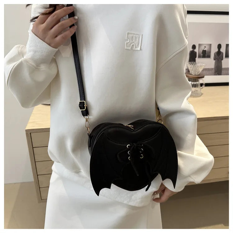 New trendy and personalized wing shoulder bag, versatile ins crossbody shaped bag