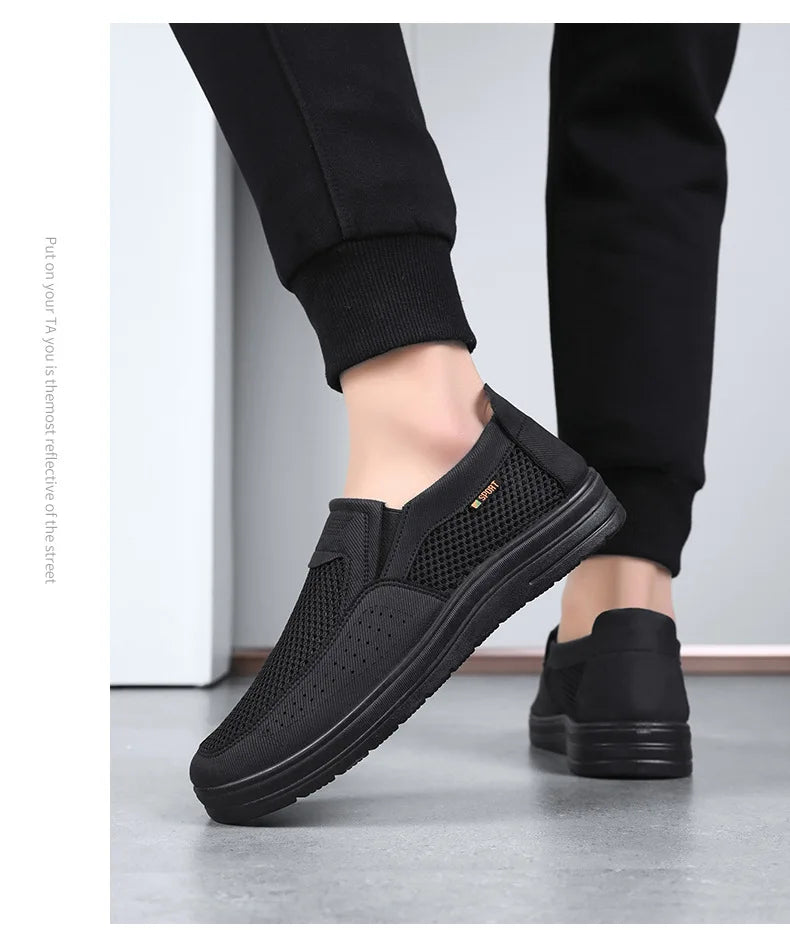Men's spring new hollowed out mesh casual sports cloth shoes with soft soles dad's shoes work breathable men's shoes zapatillas
