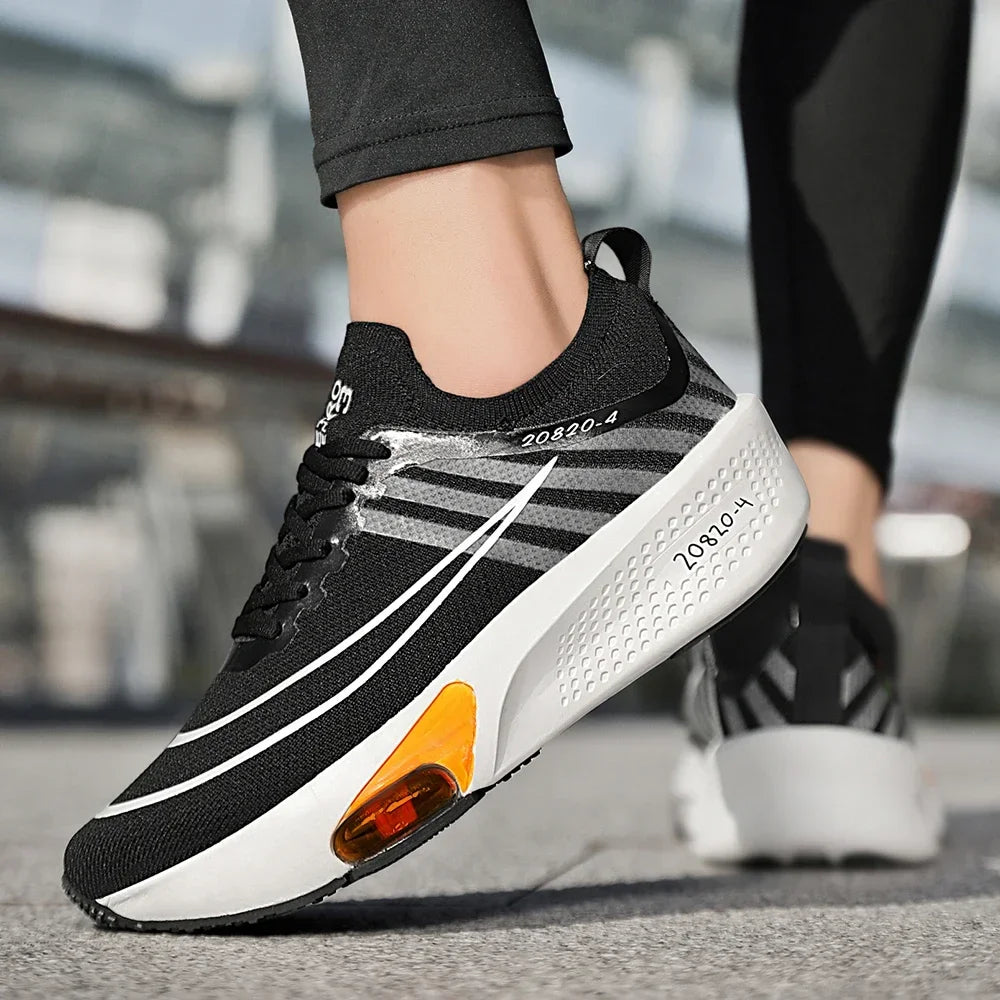 New Foreign Trade Couple Sports and Leisure Shoes Fashionable and Versatile Thick Bottom Lightweight Air Cushioned Running Shoes